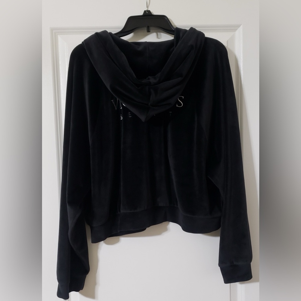 Victoria's Secret Embroidered Velour Black Zip-Up Cropped Jacket Size Large - Picture 4 of 7